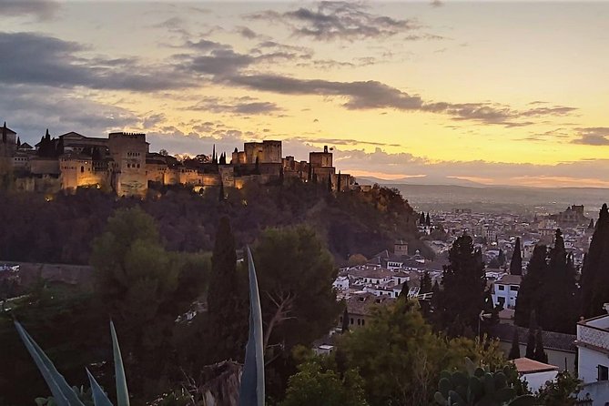 Guided Tour of Albaicin, Sacromonte and Viewpoints - Scenic Viewpoints