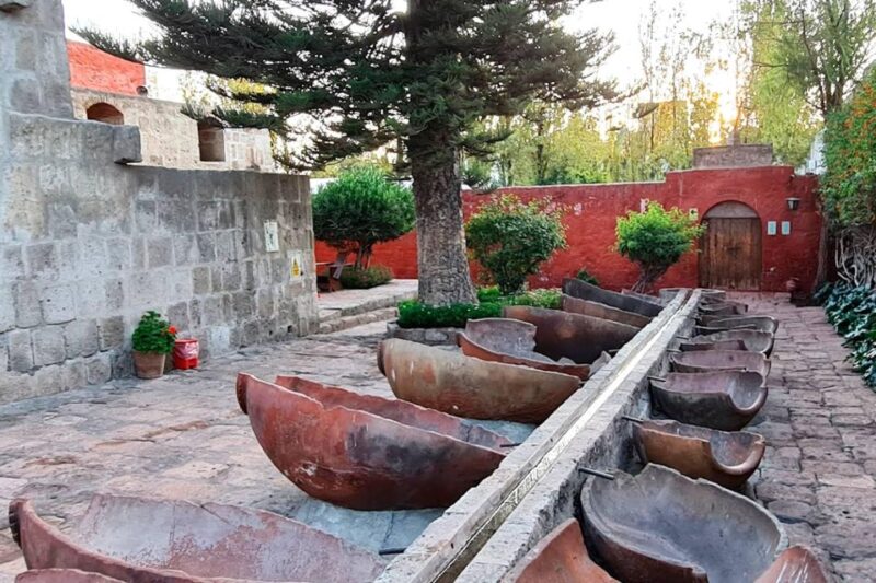 Guided Tour of Arequipa and the Santa Catalina Monastery - Experience and Highlights