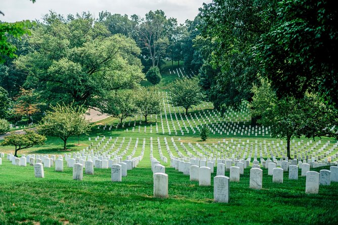 Guided Tour of Arlington Cemetery With Changing of the Guards - Meeting and Departure Information