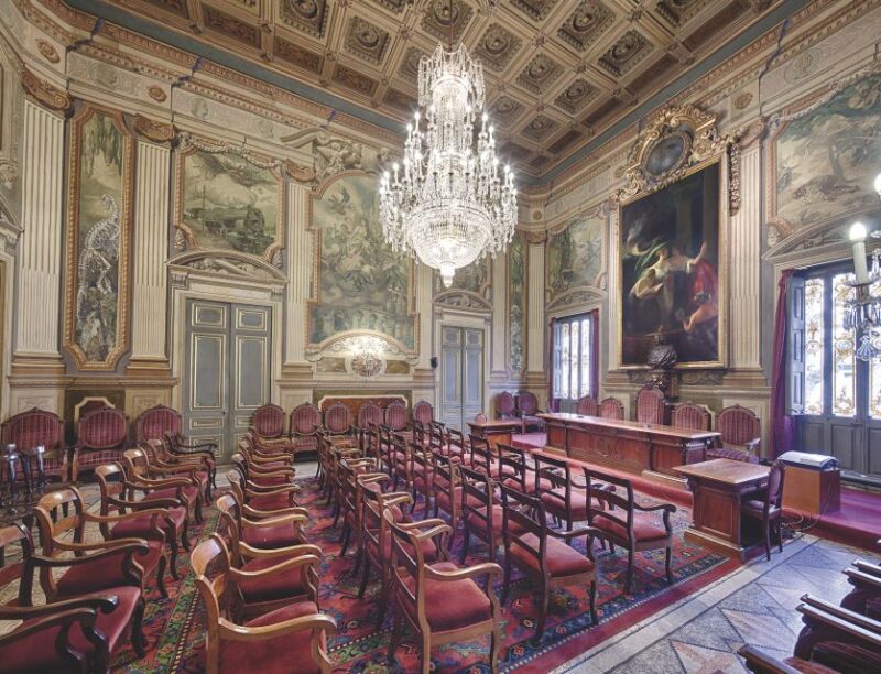Guided Tour of Barcelonas Royal Academy of Sciences & Arts - Audioguide Language Options