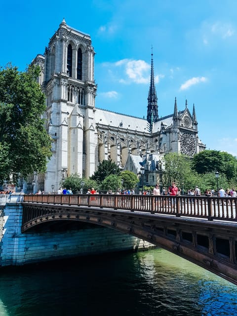 Guided Tour of Cite and Notre Dame + Sainte Chapelle Entry - Customer Feedback and Recommendations