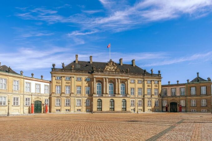 Guided Tour of Copenhagen Old Town, Nyhavn, Kings Garden - Inclusions and Exclusions