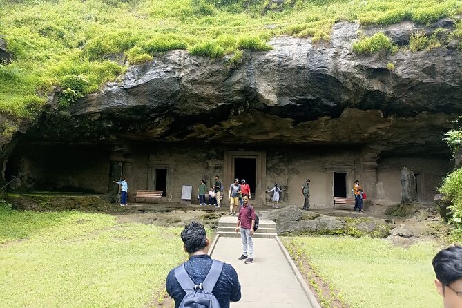 Guided Tour of Elephanta Caves in Mumbai - Getting to the Meeting Point