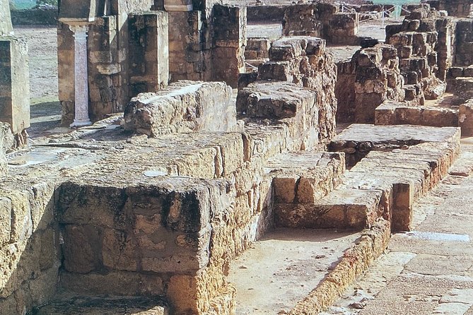 Guided Tour of Medina Azahara in Spanish Without Bus. Official Guides - Reviews