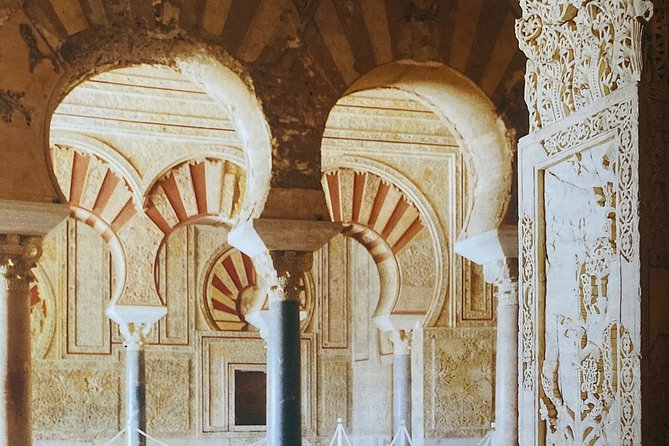 Guided Tour of Medina Azahara in Spanish Without Bus. Official Guides - Guided Tour Experience