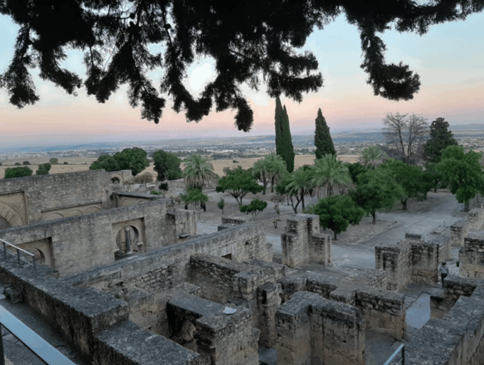 Guided Tour of Medina Azahara Only in French - Getting to Medina Azahara