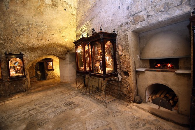 Guided Tour of Naples Underground With a Local - Worth The Stay
