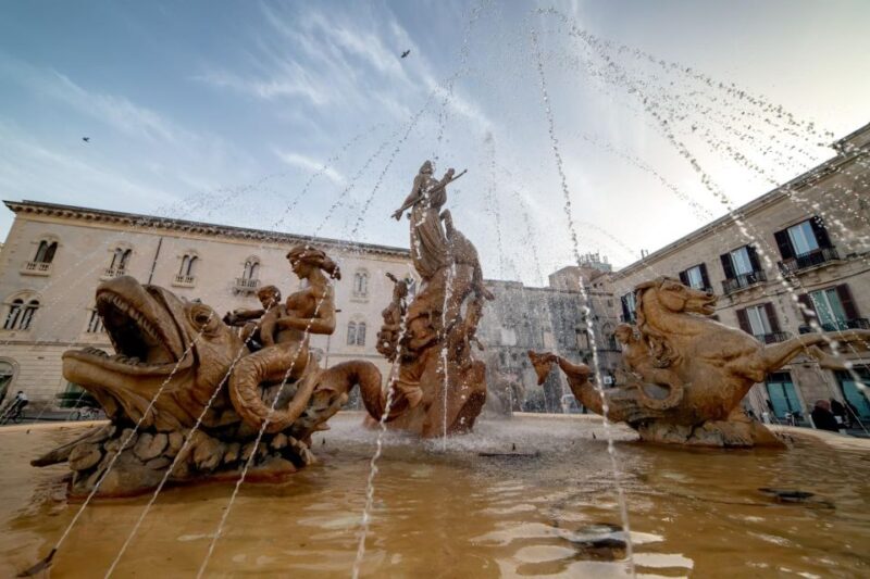 Guided Tour of Ortigia and the Neapolis Archaeological Park - Tour Highlights