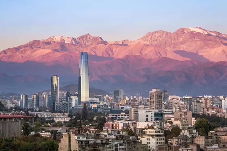 Guided Tour of Santiago's Historic Highlights - Key Points