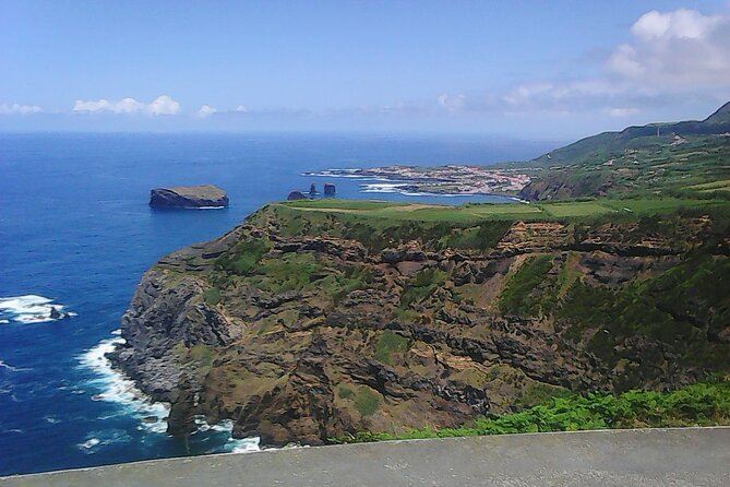 Guided Tour of Sete Cidades & Lagoa Do Fogo, Lunch Included - Diverse Activities and Viewpoints