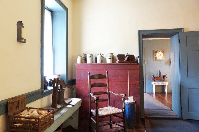 Guided Tour of the 1792 Johannes Mueller House - Highlights of the Guided Tour