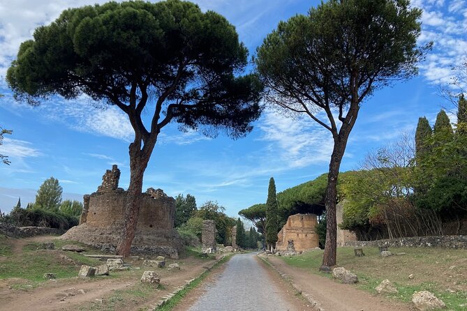 Guided Tour of the Appia Antica by E-Bike With Aperitif - Reviews and Feedback