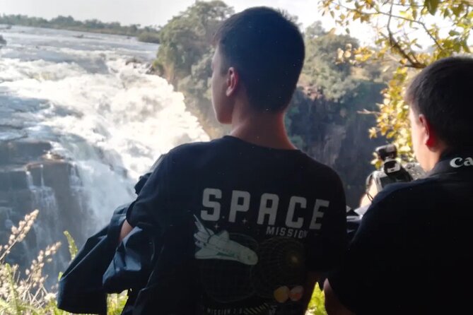 Guided Tour of the Falls - Inclusions