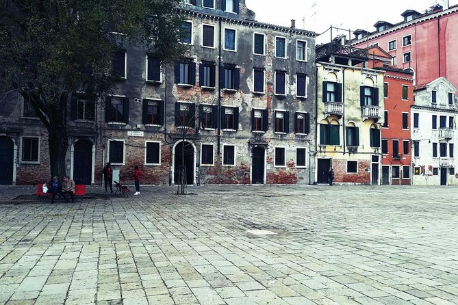 Guided Tour of the Jewish Ghetto in Venice With Cannaregio & Synagogues Visit - Exploring the Jewish Ghetto