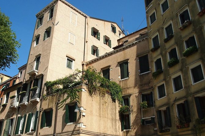 Guided Tour of the Jewish Ghetto in Venice With Cannaregio & Synagogues Visit - Booking Recommendations