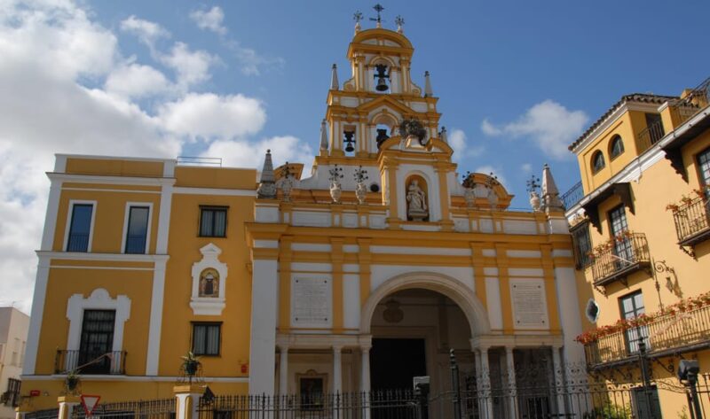 Guided Tour of the Macarena Neighborhood - Cultural Significance of the Macarena Neighborhood