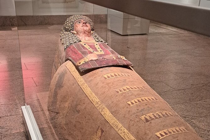 Guided Tour of the MET in Spanish (Metropolitan Museum of Art) 2h - Exploring the METs Vast Collections