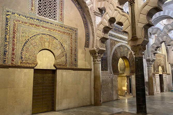 Guided Tour of the Mosque-Cathedral in Private Tickets Included - Badge of Excellence Certified Tour