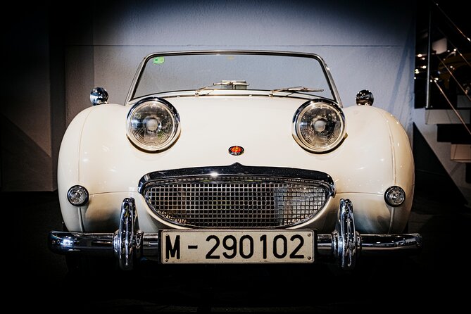 Guided Tour of the Motor Museum With Limousine Transportation - Accessibility