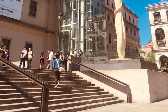 Guided Tour of the Reina Sofia Museum in Madrid, Entrance Fees and Pick up at the Hotel. - Pickup Information