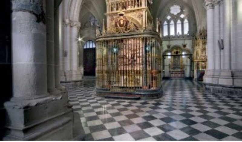 Guided Tour of the Toledo Cathedral (Input No Included) - Key Areas of the Cathedral