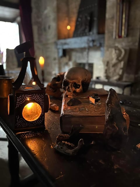 Guided Tour of the Velarde Palace - History of Santillana Del Mar