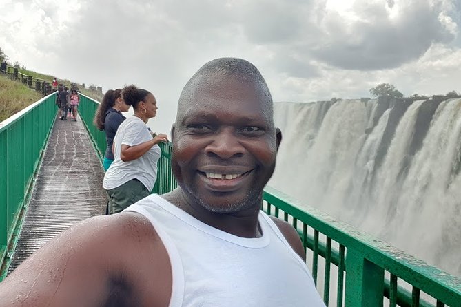 Guided Tour of the Victoria Falls On The Zambia Side - Key Points