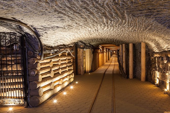 Guided Tour of the Wieliczka Salt Mine and Transfer From Krakow - Highlights of Wieliczka Salt Mine