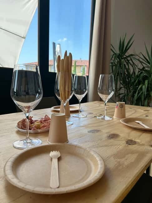 Guided Tour of the Winery With Wine Tasting - Customer Experiences and Feedback