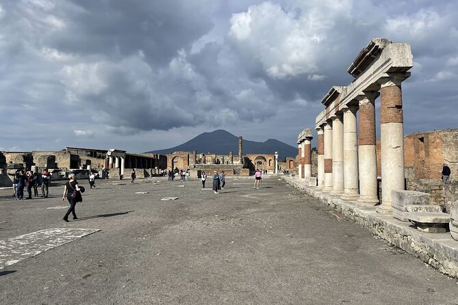 Guided Tour Pompeii and Vesuvius From Positano Skip the Line - Pickup Information