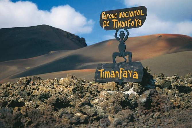 Guided Tour: Timanfaya National Park and La Geria With Pick-Up - La Geria Wine Region