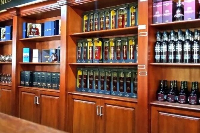 Guided Tour to Don Lucas Cigars Factory and Souvenirs Store - Accessibility and Accommodations