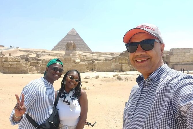 Guided Tour to Giza Pyramids and the Great Sphinx . With Lunch - Accessibility and Participation