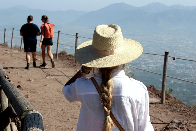 Guided Tour to Pompeii and Vesuvius From Sorrento - Accessibility and Limitations