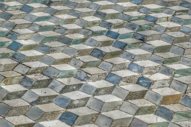 Guided Tour to Pompeii and Vesuvius From Sorrento - Booking Tips and Recommendations