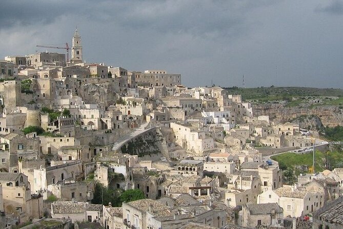 Guided Tour to the Sassi of Matera in Spanish - Host Response to Concerns