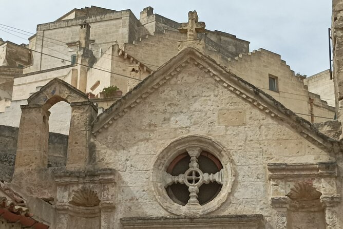 Guided Tour to the Sassi of Matera in Spanish - Exploring the Sassi of Matera