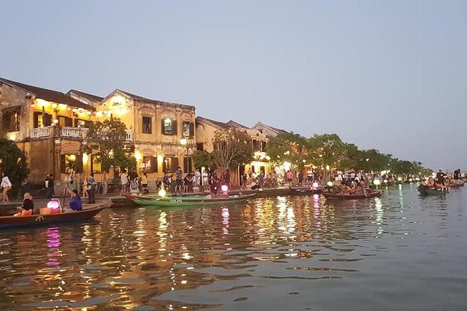 Guided Tour to Visit Hoi An Ancient City, Sampan Boat Ride,Night Market,Lanterns - Experiencing the Night Market and Lanterns