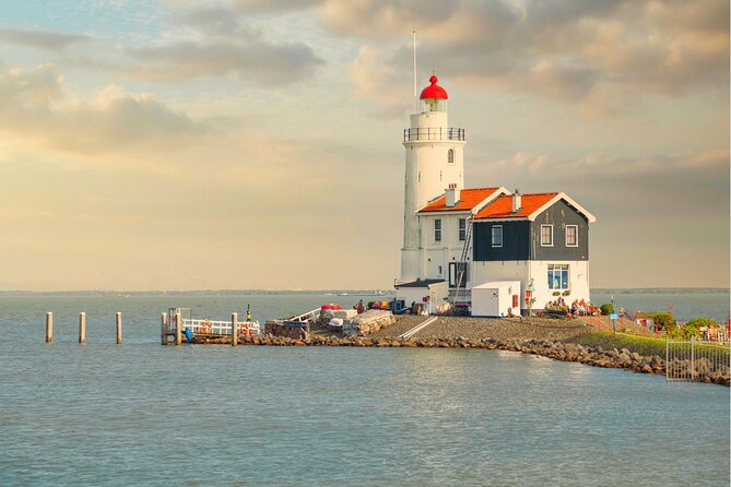Guided Tour to Zaanse Schans, Volendam and Maken With Boat Ride - Transportation and Meeting Details