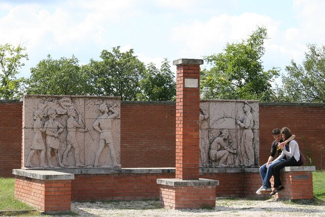 Guided Tour With Admission in Memento Park - Tour Reviews and Ratings