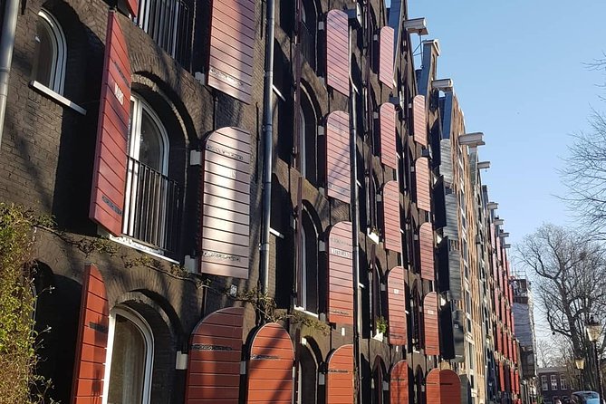Guided Tours in Amsterdam and the Netherlands. - Knowledgeable and Personalized Guides