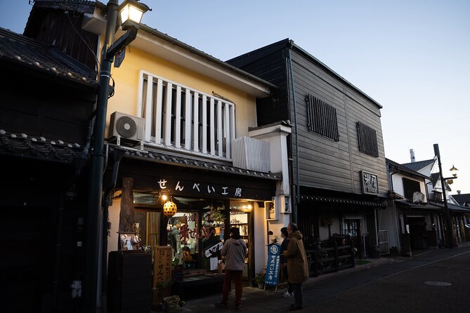 Guided Tours of Old Town Streets in Yamaga City - Pricing and Policies