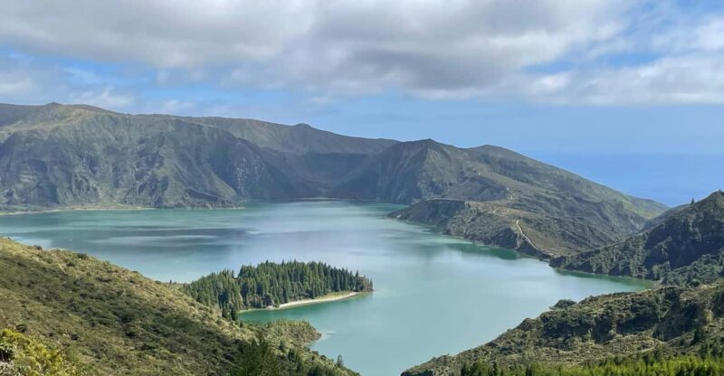Guided Van Tour Sete Cidades, Lagoa Do Fogo – Volcanic Lakes - Experience and Highlights