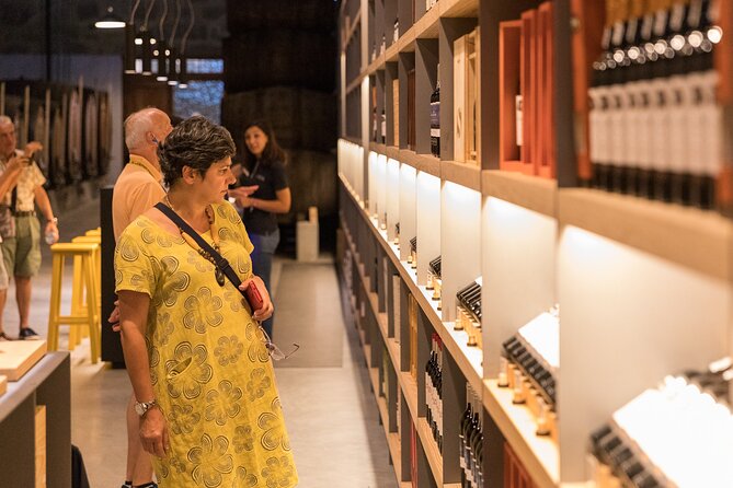 Guided Visit and Wine Tasting of 3 Port Wines - Aging Cellar Guided Visit