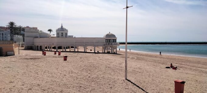 Guided Visit on Foot Through Cádiz: Stories From the Hand of a Local Guide - Frequently Asked Questions