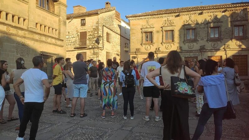 GUIDED VISIT to BAEZA With Entrance Tickets to Monuments - Included Features