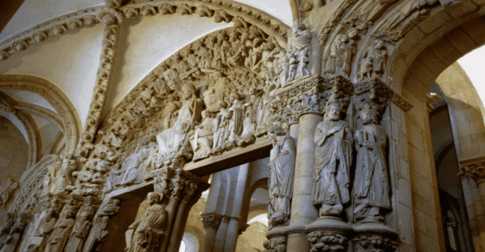 Guided Visit to the Cathedral of Santiago De Compostela + Museum - Exploring the Museum