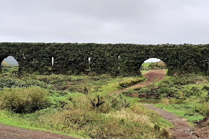 Guided Visit to the Crater and Volcano of Lagoa Das Sete Cidades - Recommendations & Tips
