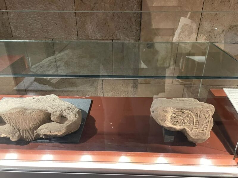 Guided Visit to the Egyptian Temple of Debod + Madrid De Los Austrias Tour - Key Points