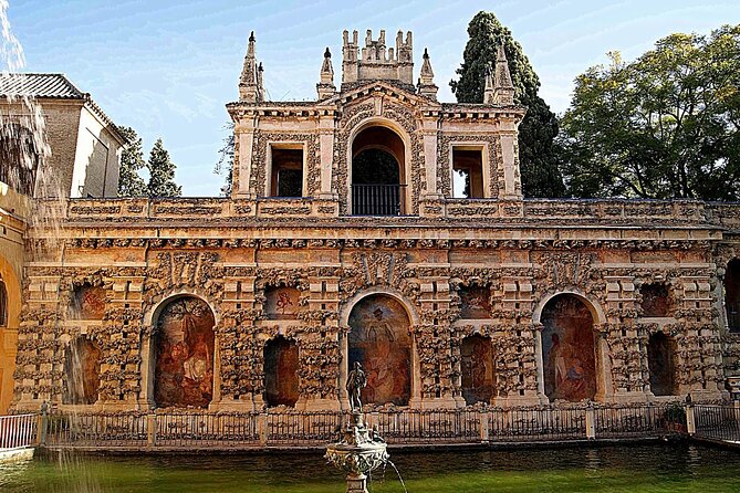 Guided Visit to the Real Alcázar of Seville With Admission Included - Included Lunch